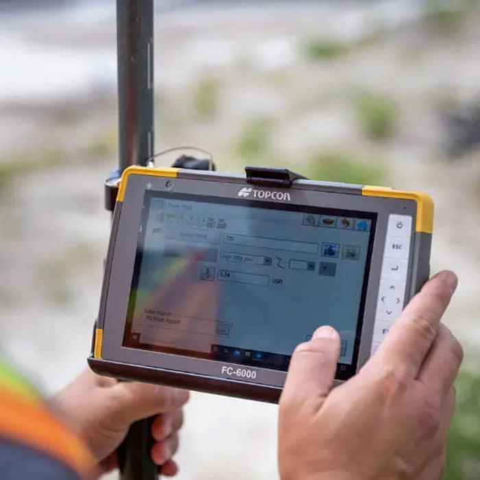 FC-6000 being used on a job site with MAGNET Field software